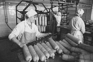 ГОСТы в СССР: в колбасе могло практически не быть мяса