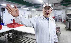 Владелец Норильского мясоперерабатывающего комбината Виктор Коновалов: Падение мясного рынка — вопрос спорный