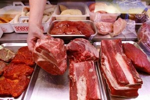 Из-за массового забоя скота в Бурятии предложение на мясном рынке превысило спрос