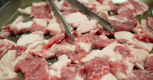 В сентябре цены на свинину снизилась по сравнению с августовскими на 0,9% 