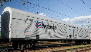 По пути в Красноярск разморозилось около шести тонн свинины