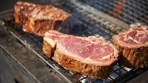 «Агрокомплекс» им. Ткачева к выходным ждет резкого роста спроса на мясо для шашлыка