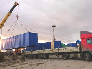 В Тазовский привезли модульный комплекс по заготовке оленины
