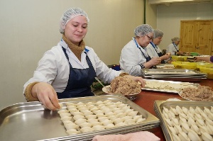 В Усть-Катаве местная власть поддержала производителей пельменей