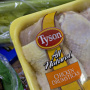 Tyson Foods закрывает две птицефабрики в США