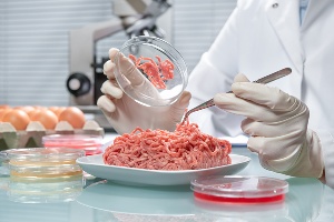 Ученые из США вырастили мясо курицы схожее по вкусу с натуральным Ученые из США вырастили мясо курицы схожее по вкусу с натуральным
