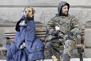 Ритейлеров могут обязать отдавать остатки товара неимущим