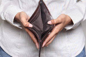 ВШЭ сообщила о рекордном падении покупательной способности россиян