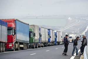 Российские продовольственные союзы просят отложить повышение тарифов в «Платоне»