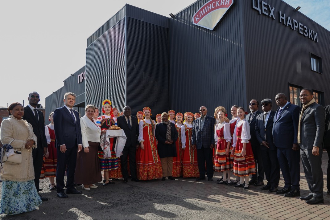 «Мясокомбинат Клинский» представил производственный потенциал официальной делегации Мозамбика «Мясокомбинат Клинский» представил производственный потенциал официальной делегации Мозамбика